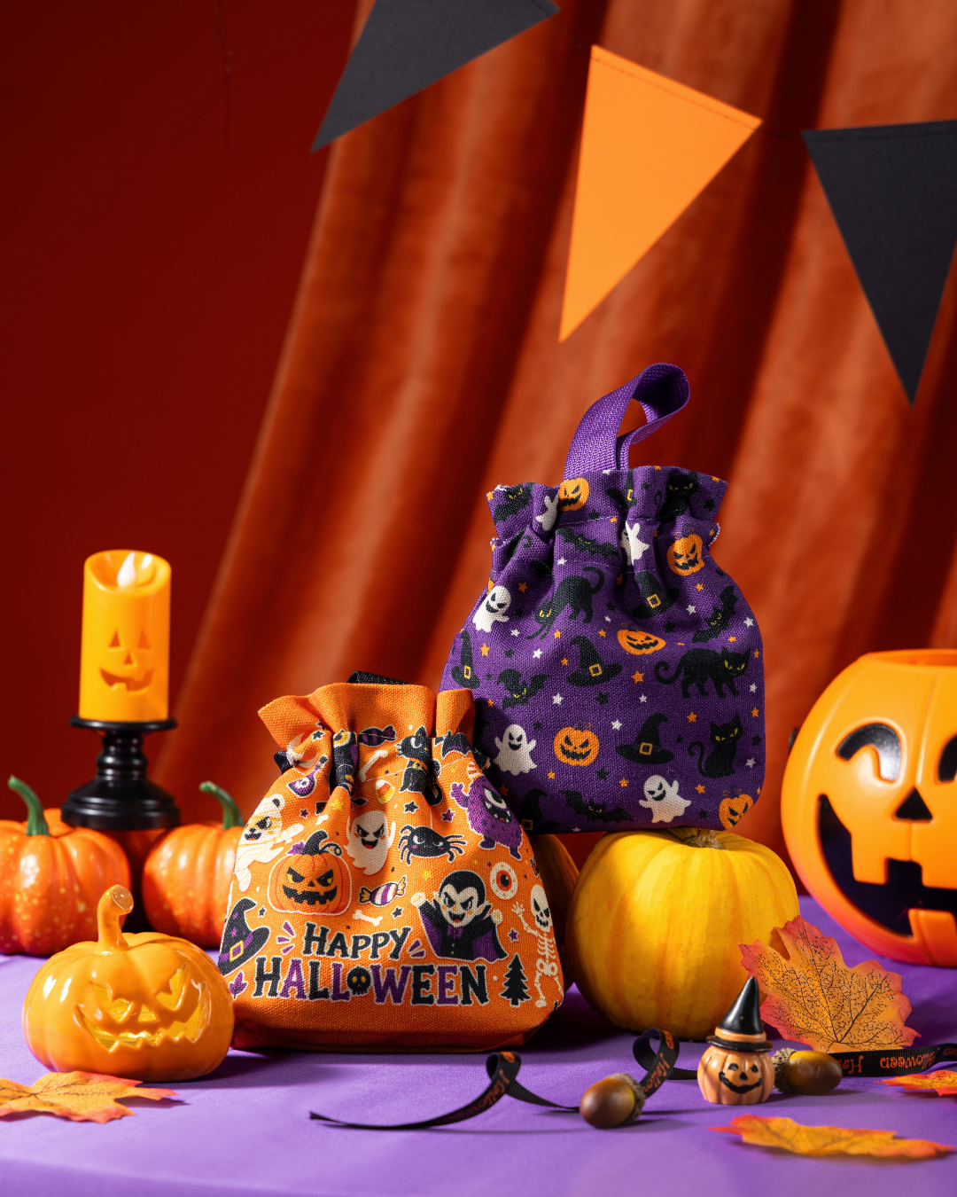 萬聖節手提束口布袋｜隨機款式（無公司 Logo），圖案隨機安排｜情境圖 1